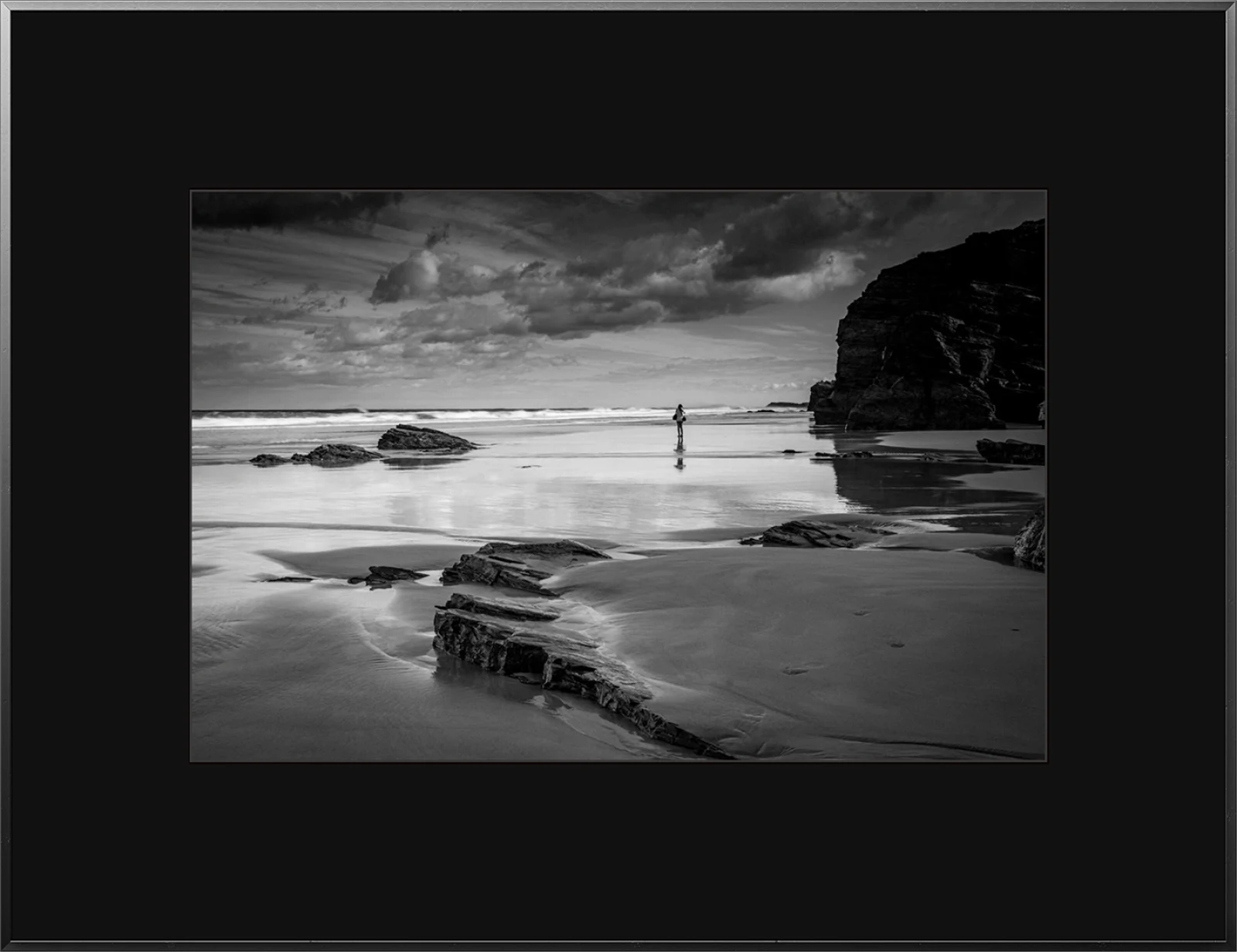 Alone — em contexto